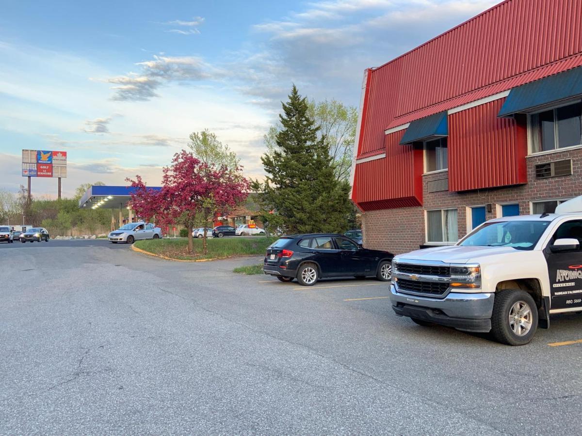 Motel Le Transit Mont-Saint-Hilaire Exteriör bild